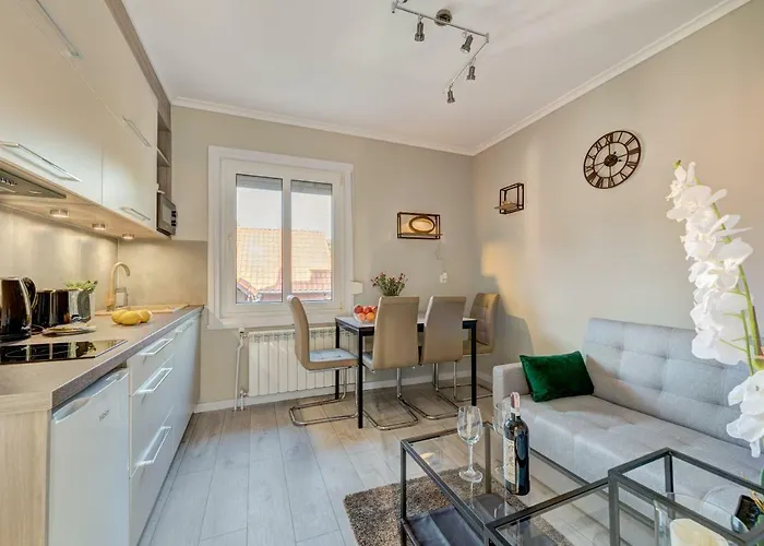 Dom & House - Apartments Villa Elen